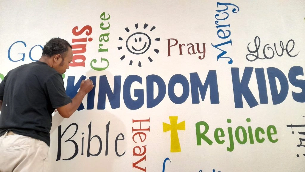 inspirasi-dekorasi-mural-tipografi-di-berbagai-ruang